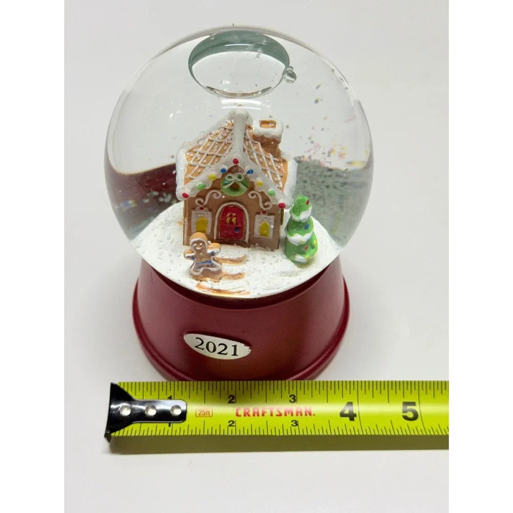 Wondershop 2021 Gingerbread House Musical Snow Globe Deck The Halls Christmas